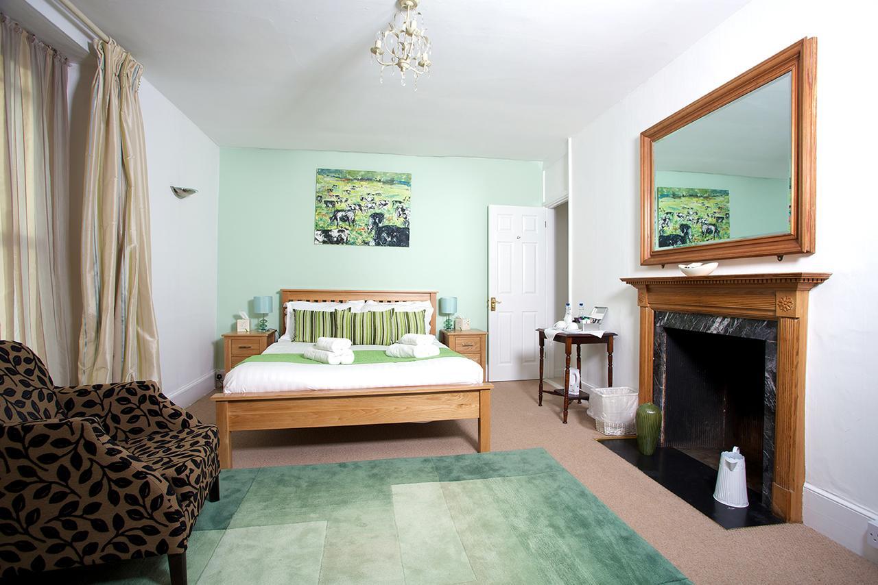 Ashburton Court 79 Bed & Breakfast Exterior foto